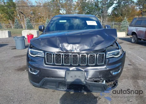 2021 Jeep Grand Cherokee Laredo E 4X4 из США, поврежденный, VIN 1C4RJFAG8MC636110